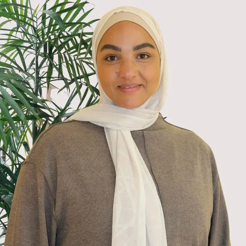 Hana Azzam service instructor